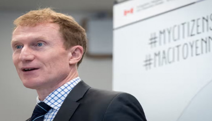 Court ruling prompts Canada to restore citizenship for foreign-born ...